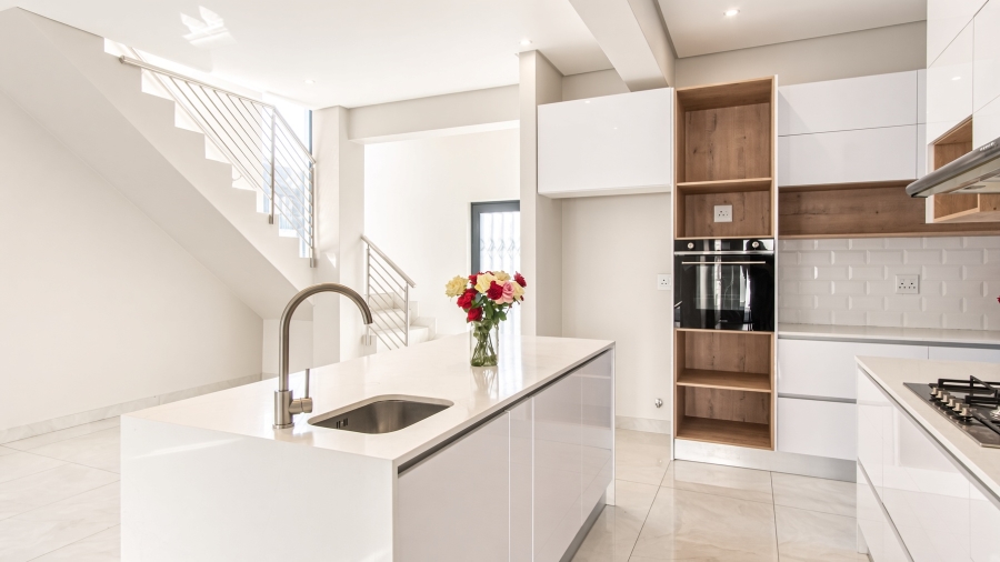4 Bedroom Property for Sale in Sandown Western Cape